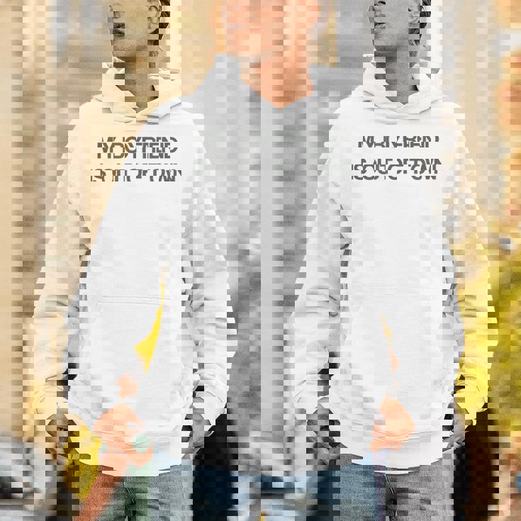 My Boyfriend Is Out Of Town パーカー