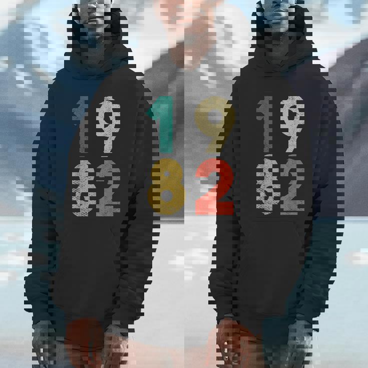 1982 デザイン レトロバースデーヴィンテージ 1982 パーカー