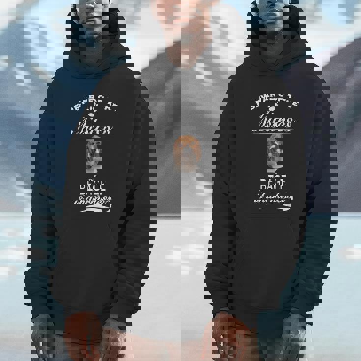 Beagle Beware Of The Mistress Beagle パーカー