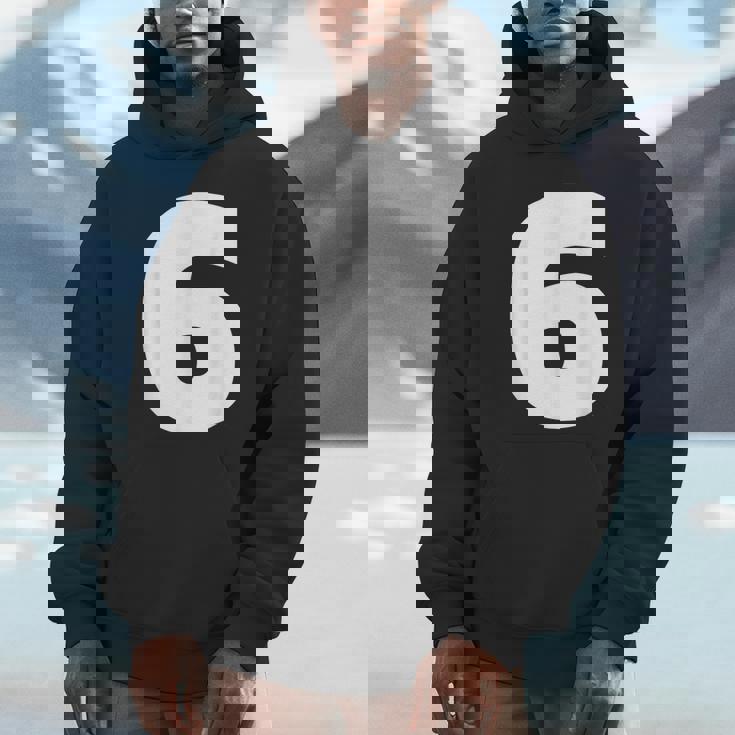 タイポグラフィ 太字表示 6番 数字 6 パーカー