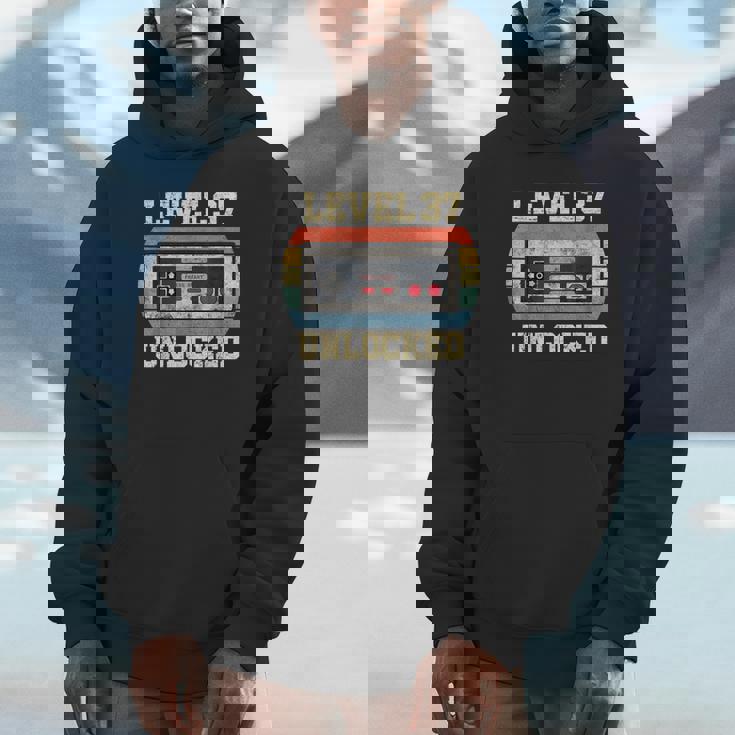 レベル 37 アンロック 37歳 ギフト 面白い ゲーマー 37歳の誕生日 パーカー