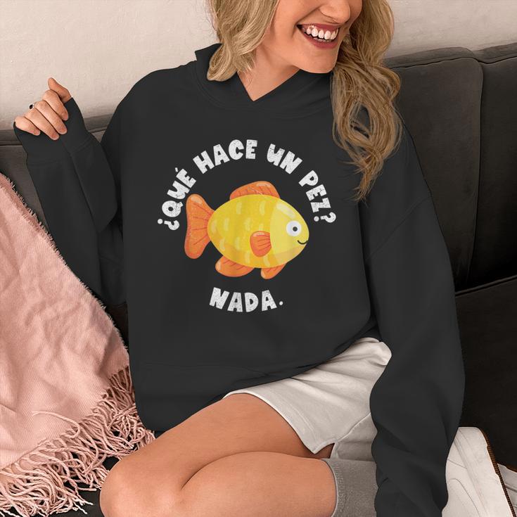 Que Hace Un Pez Nada Spanish Teacher Bilingual Teacher Dual Unisex Hoodie, funny design Que Hace Un Pez Nada Spanish Teacher Bilingual Teacher Dual Unisex Hoodie, funny design
