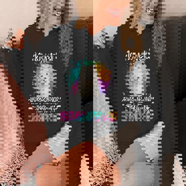 カラフルな世界 サモエド 犬 前足 犬のママ 服 ママ サモエドのアクセサリー 犬の学校 犬の飼い主 パーカー