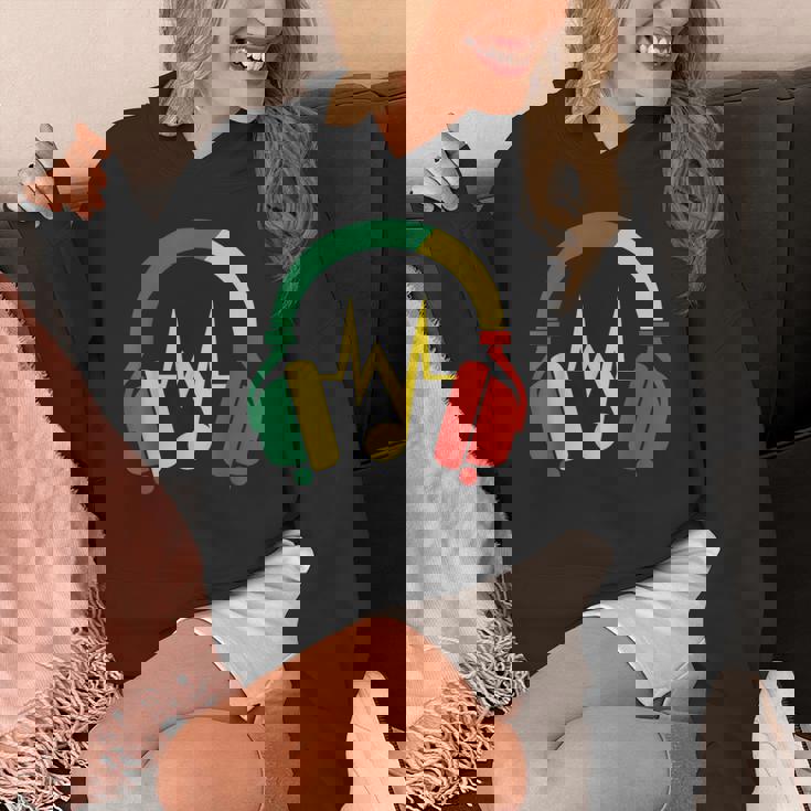 ジャマイカの国旗の色のデザインでレゲエの雰囲気を表現 パーカー