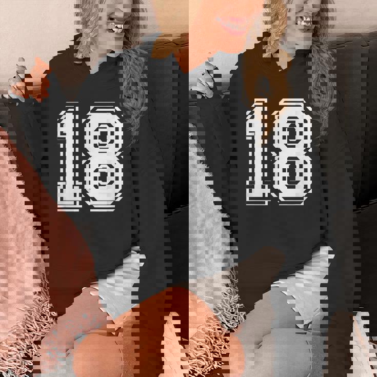 ナンバー18 シャツ パーカー