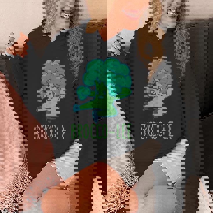 ブロッコリー 面白い空手カンフーブロッコリー野菜 パーカー