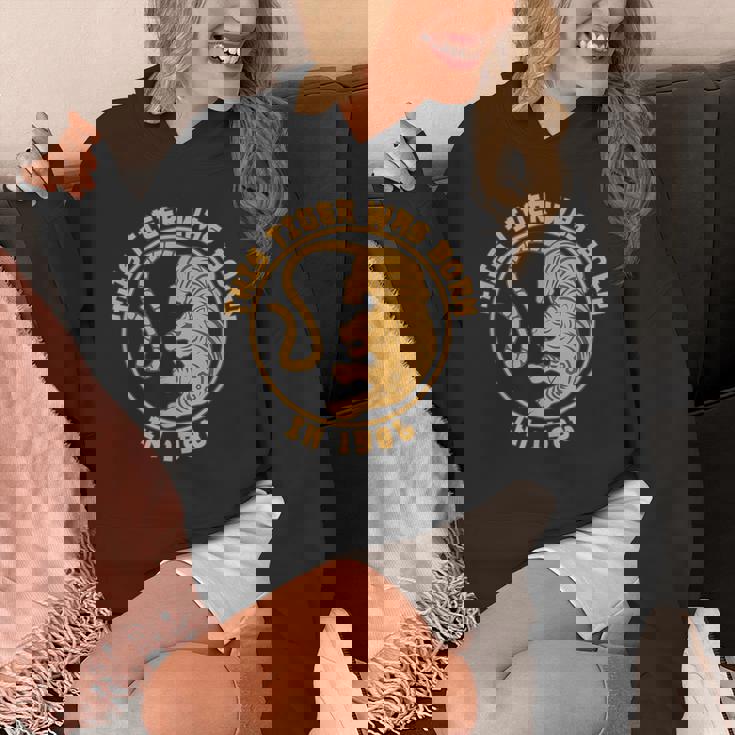 寅年 干支 月星占い 1986年誕生 パーカー