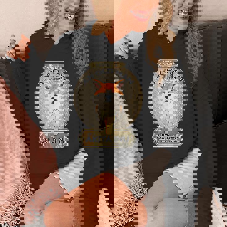 幸せはビールを持つ老人にあり 秋田犬 パーカー