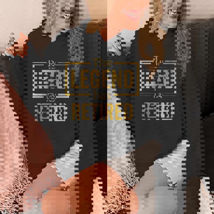 昔は同僚の定年退職祝いに、レジェンドと一緒に働いてた パーカー