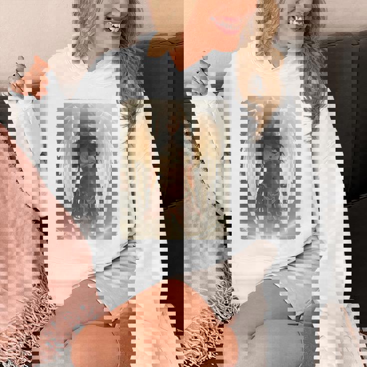 バックプリントtシャツ セクシーなブルネットエンジェルピンナップガール 長袖tシャツ パーカー