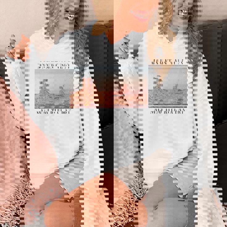 モニュメントバレー ナバホ族公園 アリゾナ ユタ州 パーカー