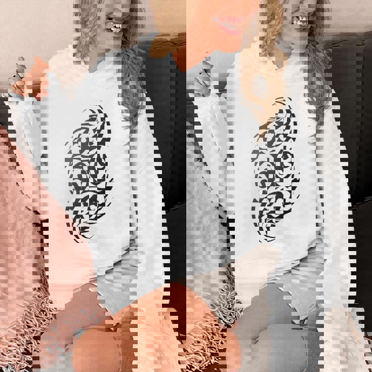 伝統的な本物のマオリ族タトゥーニュージーランド。 パーカー