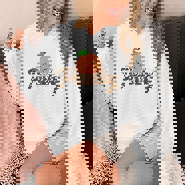 桃 かわいい 可愛い 服 桃 イラスト パーカー