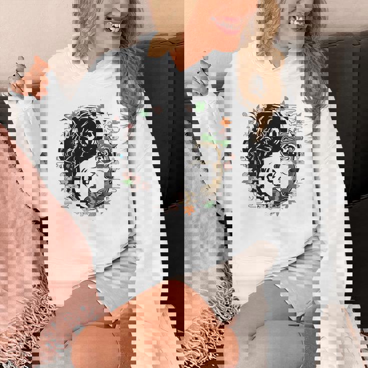 狸と狐 太極図 たぬき きつね パーカー