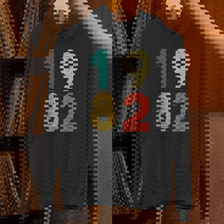 1982 デザイン レトロバースデーヴィンテージ 1982 パーカー