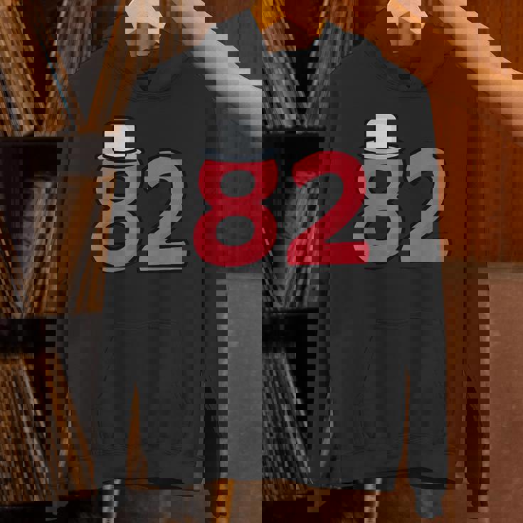 82歳の誕生日番号82 82歳の誕生日番号 パーカー