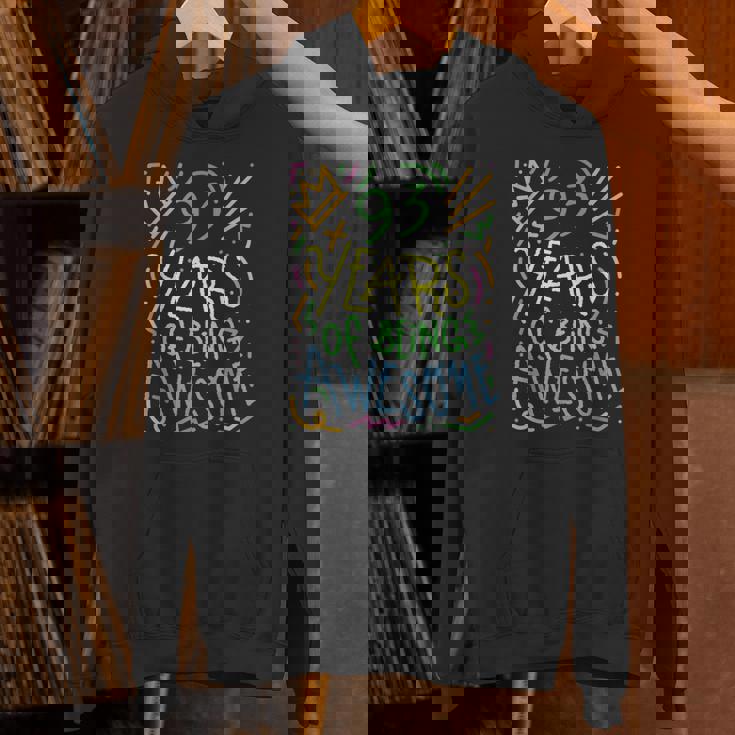 93 Years Of Being Awesome 93歳の誕生日 93歳 パーカー