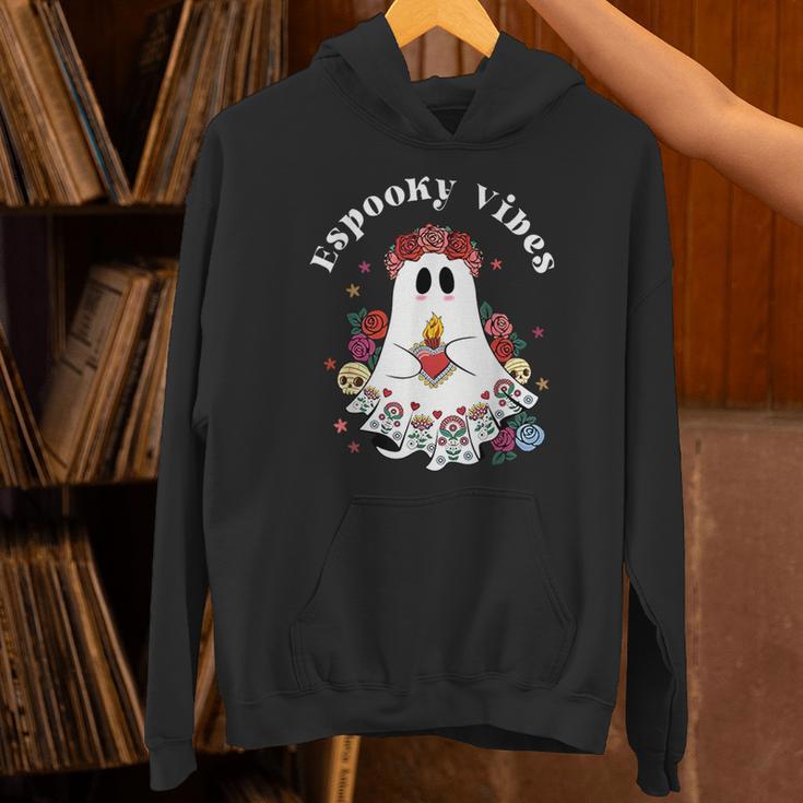 Espooky Vibes Maestra Halloween Spanish Mexican Teacher Unisex Hoodie, gift for family, gift for coworker