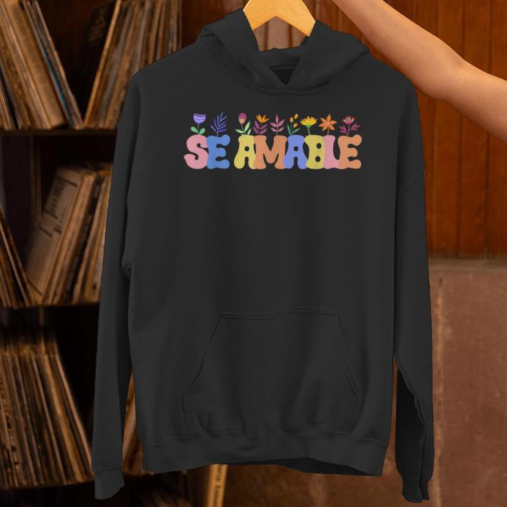 Se Amable Be Kind In Spanish Groovy Teacher Flowers Unisex Hoodie, Groovy Teacher Hoodies, gift for family, gift for coworker Se Amable Be Kind In Spanish Groovy Teacher Flowers Unisex Hoodie, Groovy Teacher Hoodies, gift for family, gift for coworker