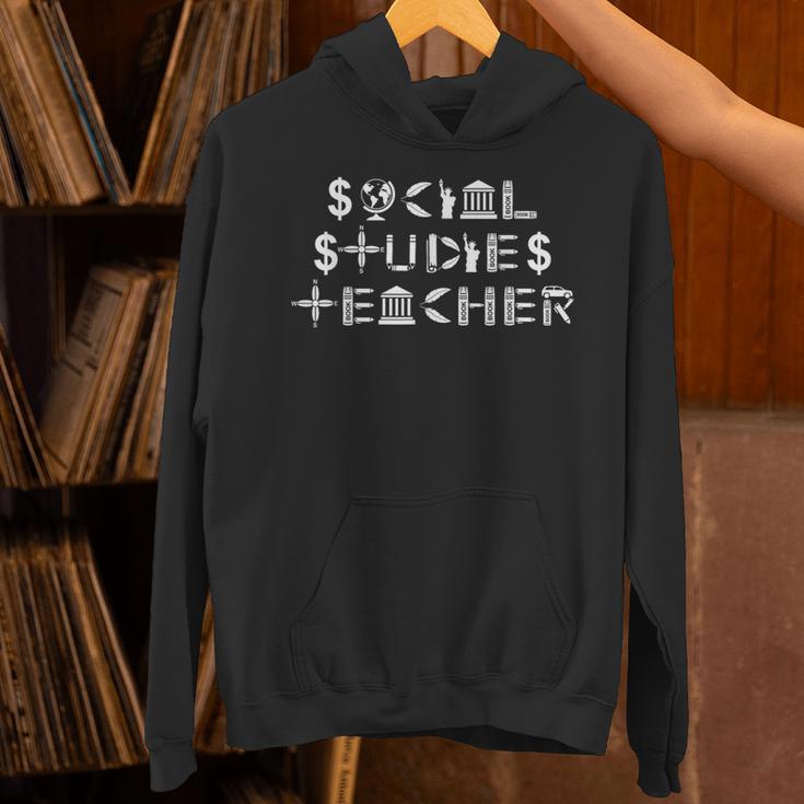 Social Studies Teacher Men Women T-Shirt Unisex Hoodie, gift for family, gift for coworker Social Studies Teacher Men Women T-Shirt Unisex Hoodie, gift for family, gift for coworker