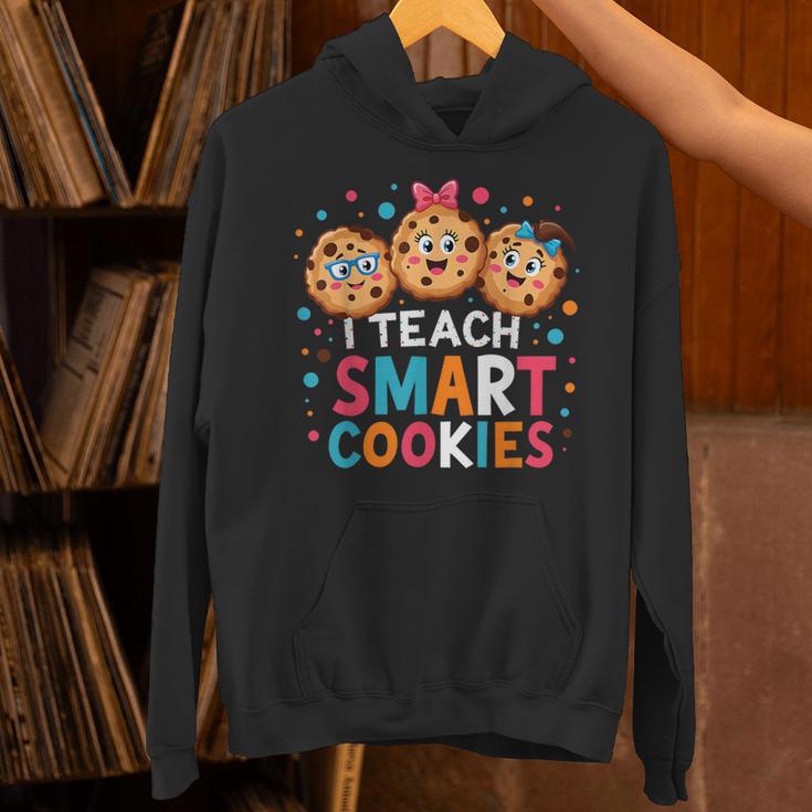 I Teach Smart Cookies Cute Back To School Teacher Unisex Hoodie, gift for family, gift for coworker