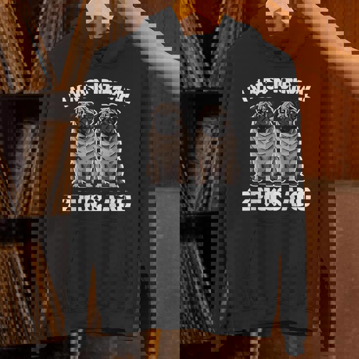 I Was Normal 2 Pugs Ago 面白い犬のパグオーナーパグ愛好家パグ パーカー