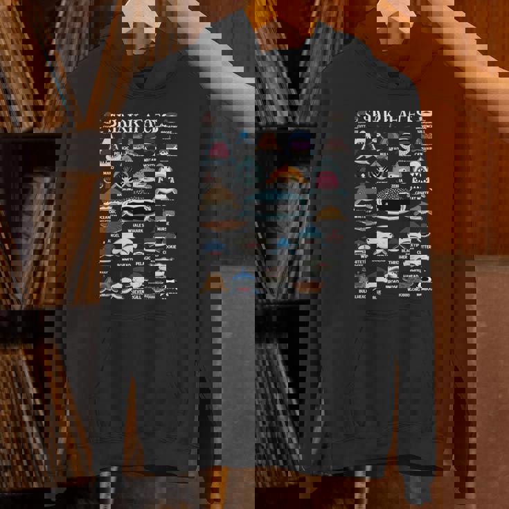 サメの種類 面白いサメの顔 サメの恋人 キッズ 先生 長袖tシャツ パーカー