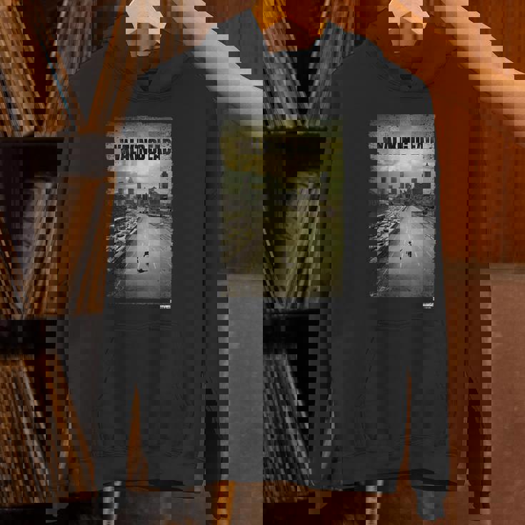 シーズン1 キーアート パーカー