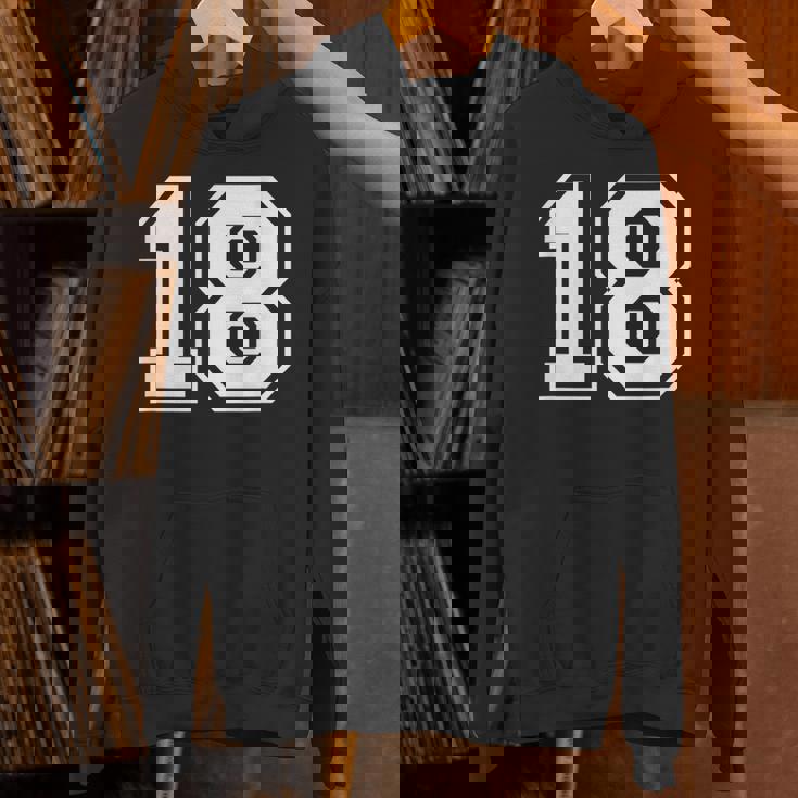 ナンバー18 シャツ パーカー