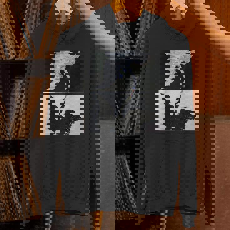 ヒルマ・アフ・クリント作「白鳥」1915年 長袖tシャツ パーカー