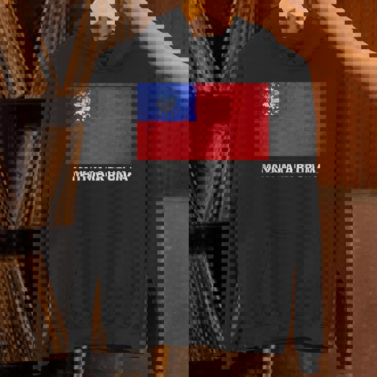 ビルマのミャンマー国旗 パーカー