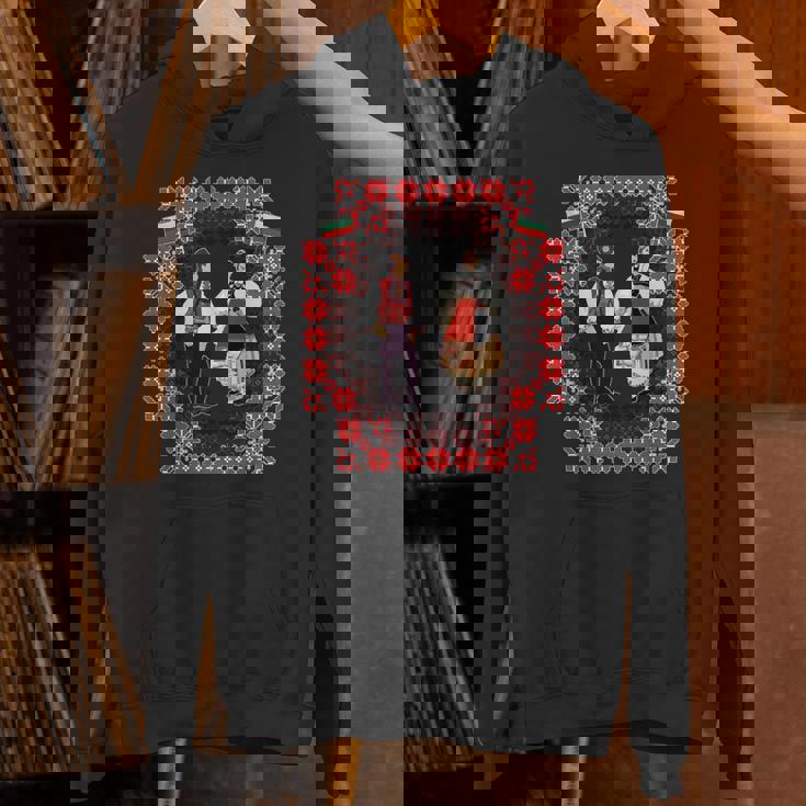 ブルガリアの伝統民族舞踊。ダンサー 長袖tシャツ パーカー