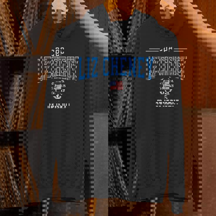 リズ・チェイニー 2028 共和党大統領愛国アメリカ国旗 パーカー