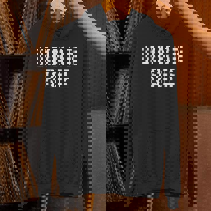 リヴィング・イン・エグザイル パーカー