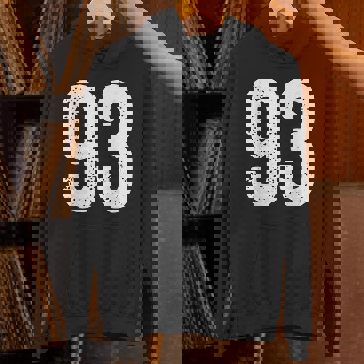 番号 93 パーカー