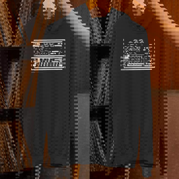 面白いシンセローランドベースラインシンセウェーブ パーカー