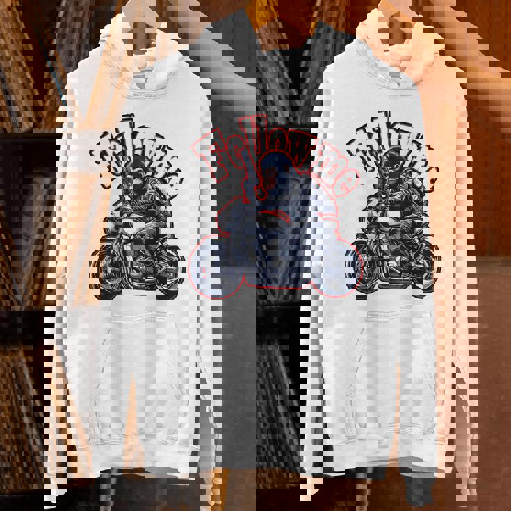 Followmeバイクに乗るゴリラのバックプリントデザイン パーカー