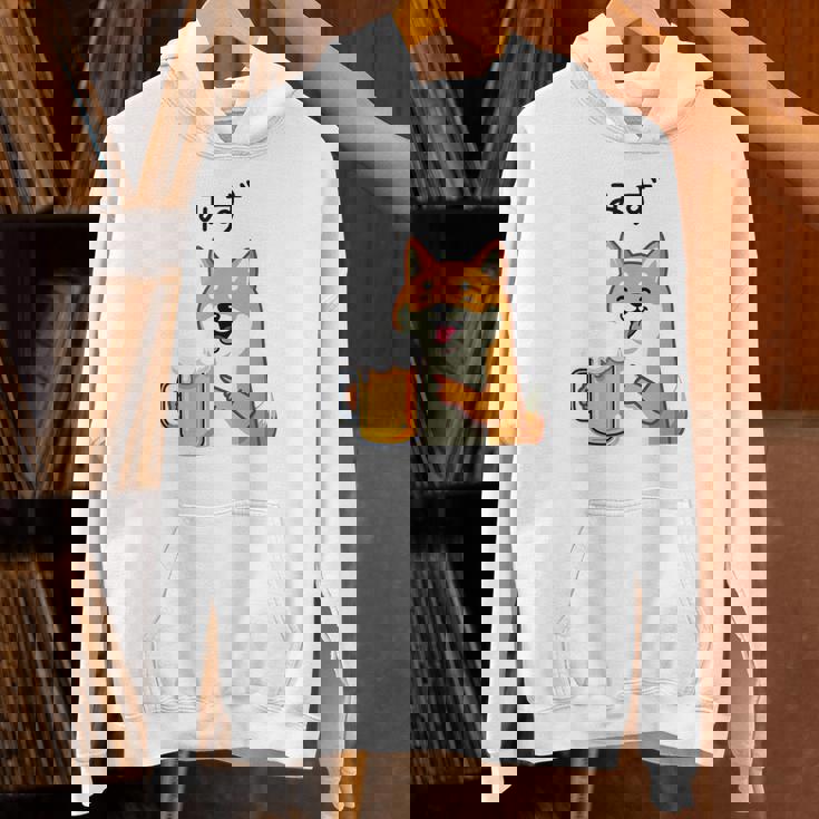 【みず】 柴犬 ビール 酒 生ビール 水 酒好き飲酒 おもしろ 面白い ネタ ウケ狙い お酒 パーカー