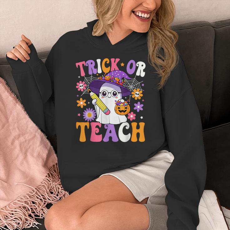 Trick Or Teach Teacher Ghost Teaching Fun Halloween Teacher Women's Hoodie, funny design