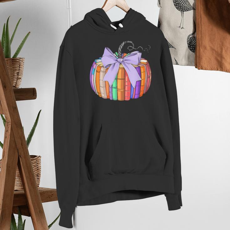 Fall Pumpkin Books Lover Halloween Teacher Teaching Staff Women's Hoodie, funny gift