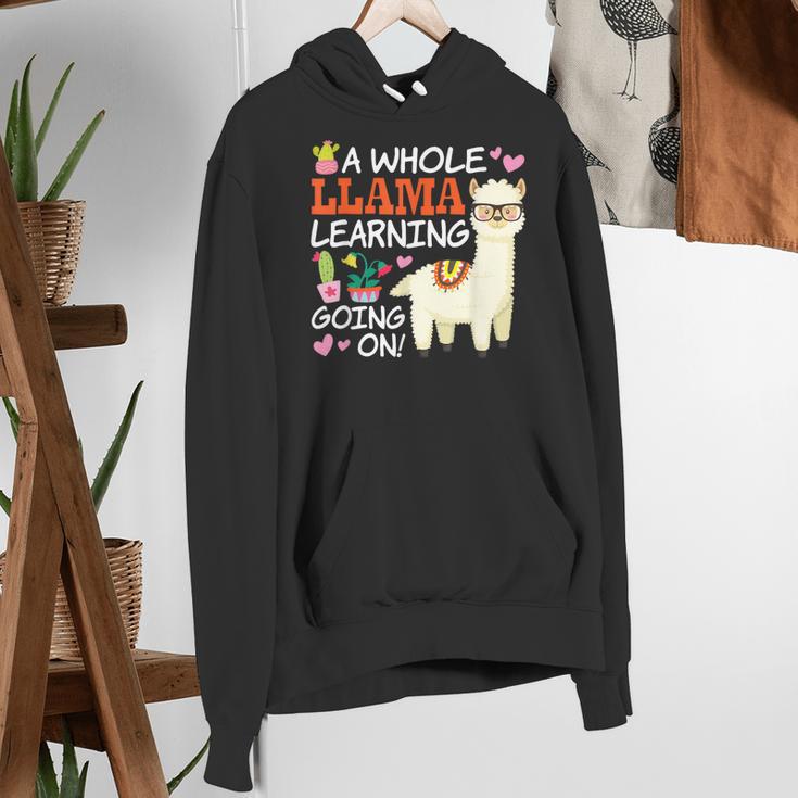 Llama Learning T Shirt Teachers Students Alpaca Lovers Women's Hoodie, funny gift