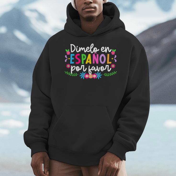 Dimelo En EspañOl Maestra De EspañOl Spanish Teacher Men Hoodie, funny design