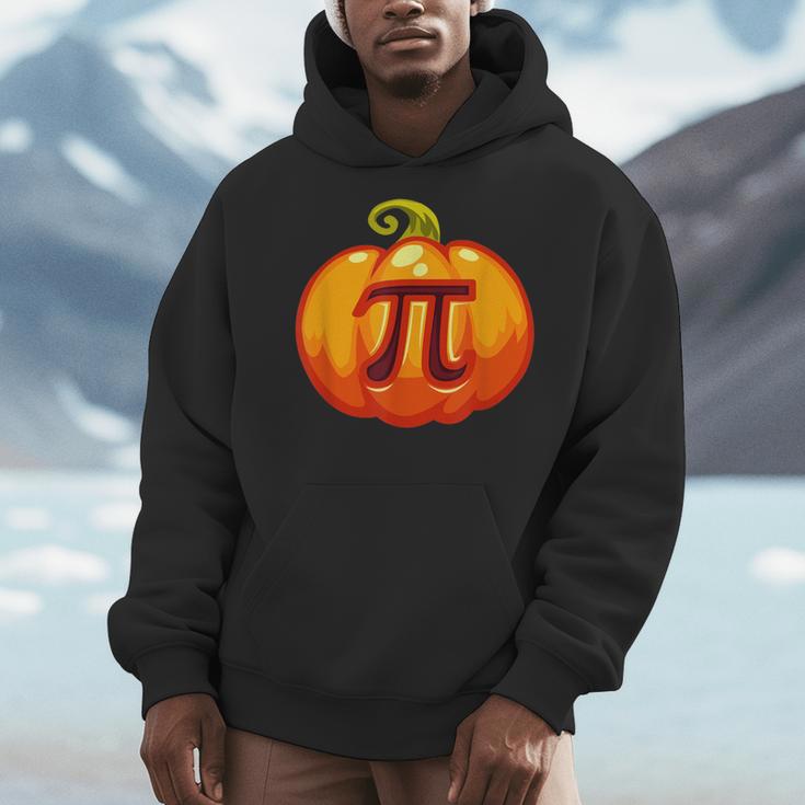 Math Teacher Halloween Costume Pumpkin Pi Pun Pie Men Men Hoodie, funny design