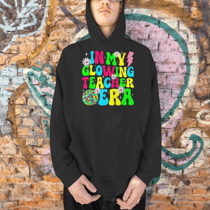 Retro Groovy In My Glowing Teacher Era Happy Teacher's Day Men Hoodie, Groovy Teacher Hoodies, gift for family, gift for coworker Retro Groovy In My Glowing Teacher Era Happy Teacher's Day Men Hoodie, Groovy Teacher Hoodies, gift for family, gift for coworker