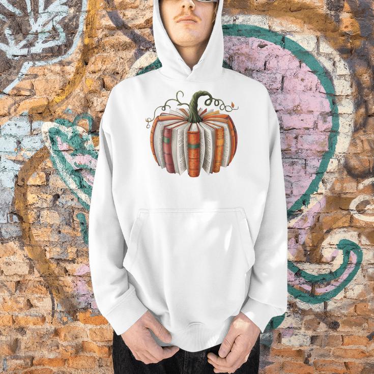 Halloween Teacher Librarians Fall Book Pumpkin Retro Reading Men Hoodie, gift for family, gift for coworker