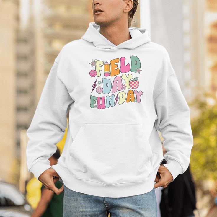 Field Day Fun Day Last Day Of School Teacher Student Men Hoodie, funny gift Field Day Fun Day Last Day Of School Teacher Student Men Hoodie, funny gift