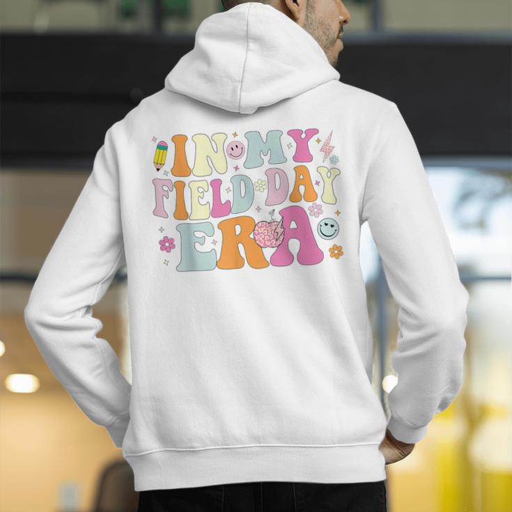 In My Field Day Era Teacher Kids Cute Groovy Field Day Men's Hoodie Back Print, Groovy Teacher Hoodies, funny gift