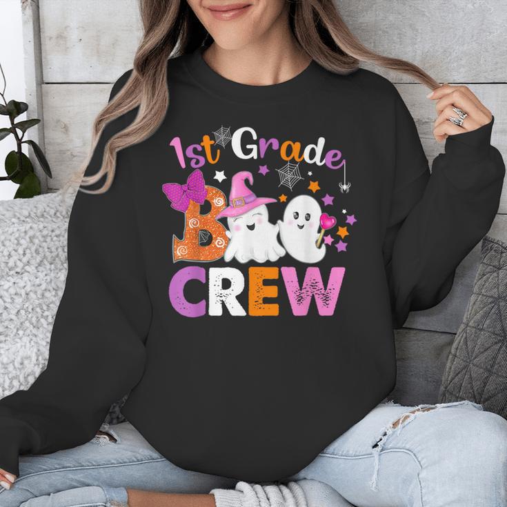 1st Grade Boo Crew First Grade Halloween Costume Teacher Kid Unisex Sweatshirt, First Grade Teacher Gifts, funny design 1st Grade Boo Crew First Grade Halloween Costume Teacher Kid Unisex Sweatshirt, First Grade Teacher Gifts, funny design