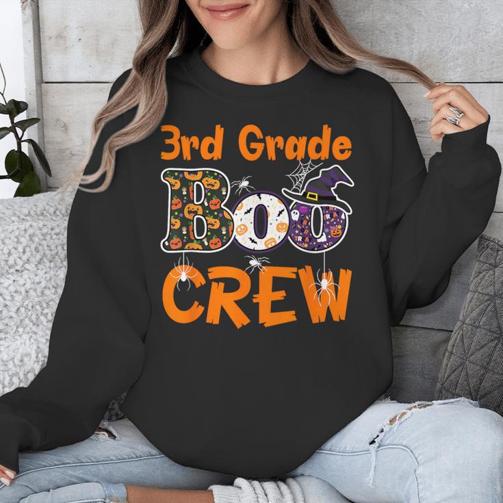 3rd Grade Boo Crew Halloween Teachers Students Costume Unisex Sweatshirt, funny design