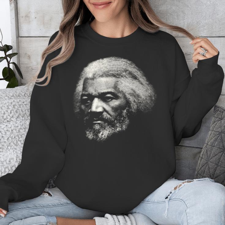 American History Frederick Douglass Teacher Unisex Sweatshirt, History Teacher Gifts, funny design American History Frederick Douglass Teacher Unisex Sweatshirt, History Teacher Gifts, funny design